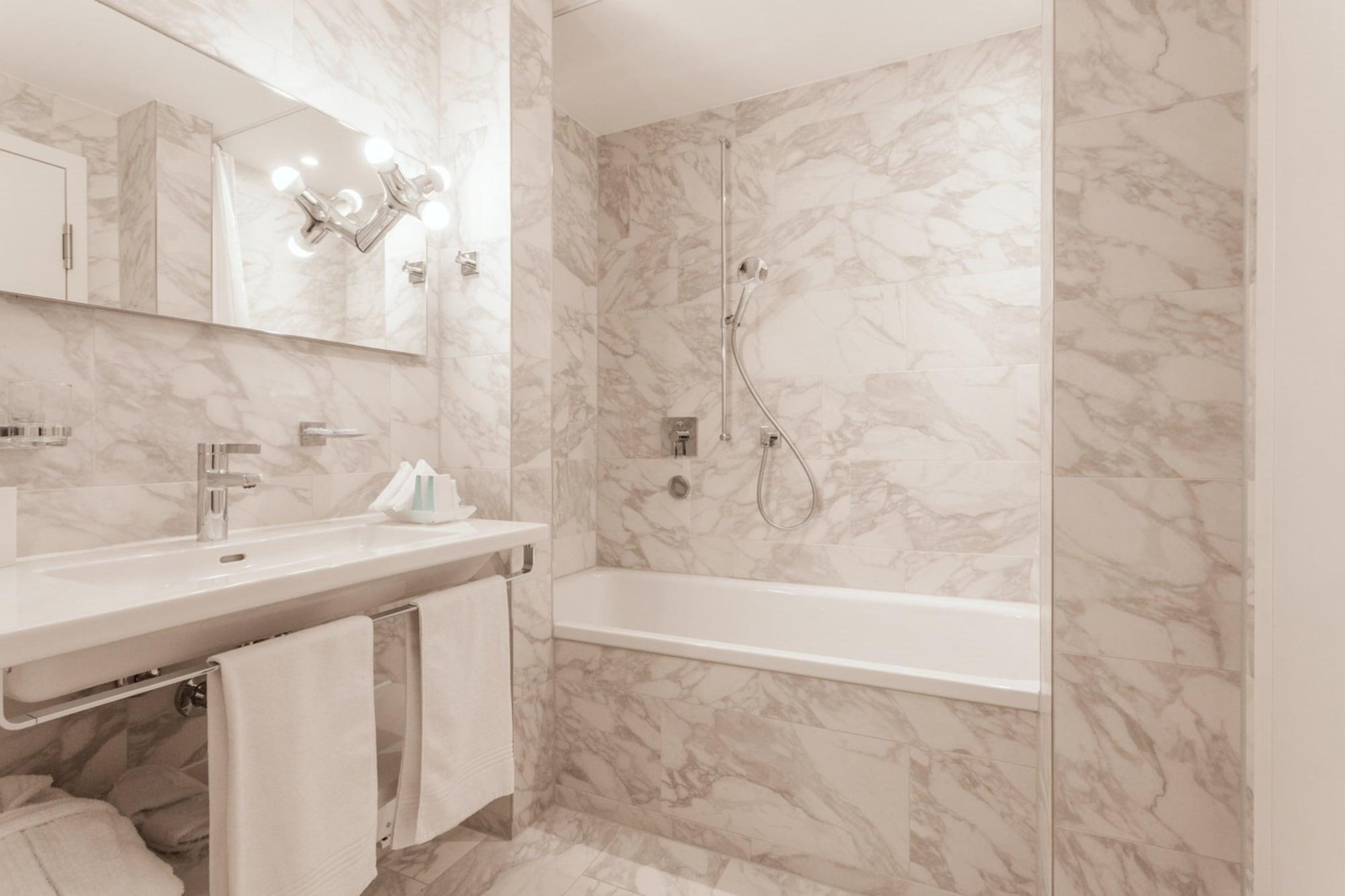 Ema House 4* Zürih