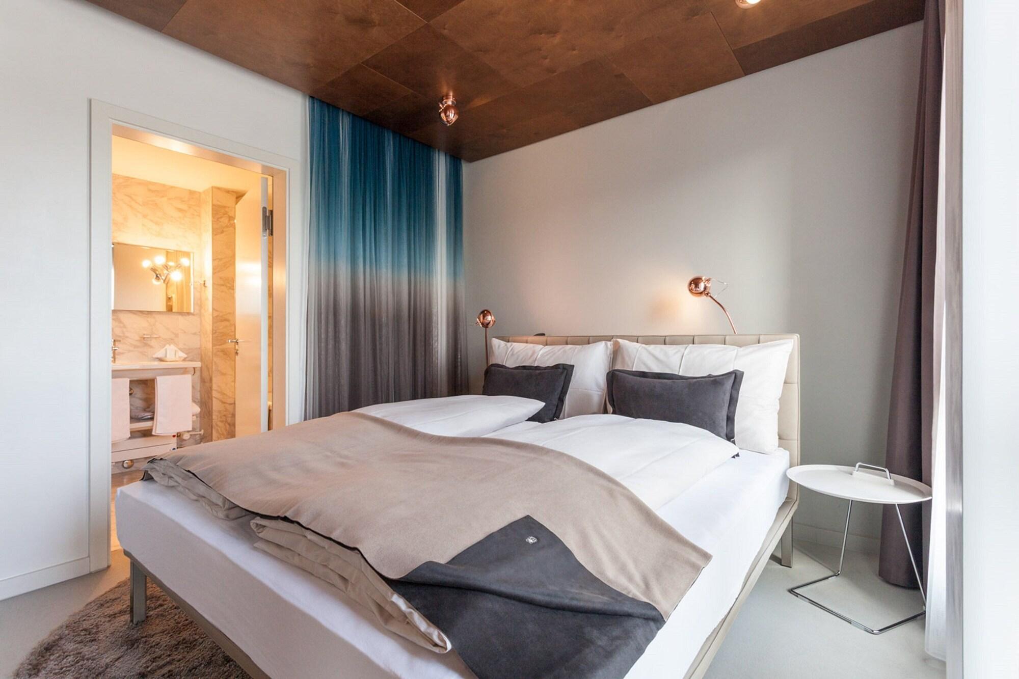 Ema House Otel 4*